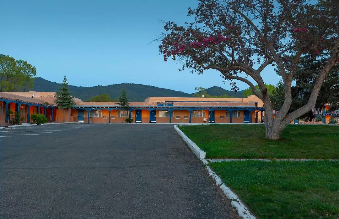 Kachina Lodge Resort And Meeting Center-1